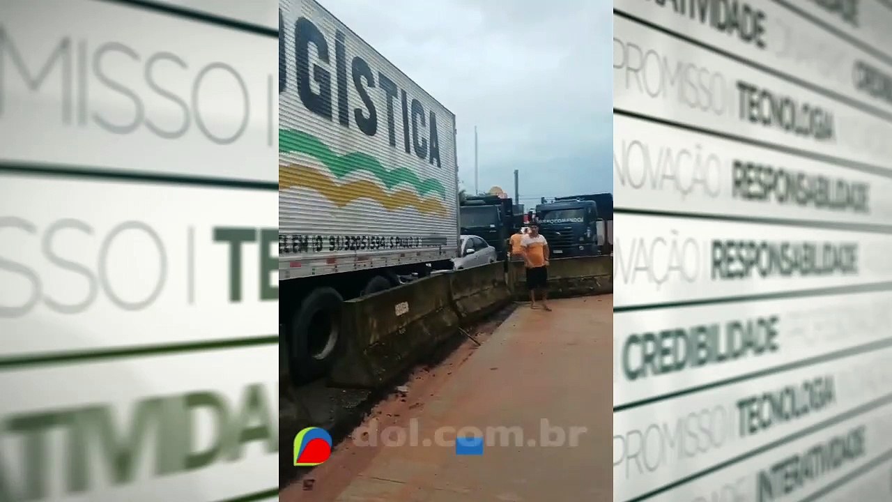 b'Jacara9 na pista'