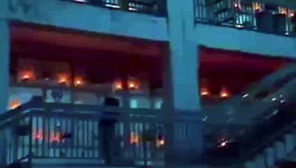 Poggio a Caiano, balla la techno al cimitero: polemica per il video postato sui social