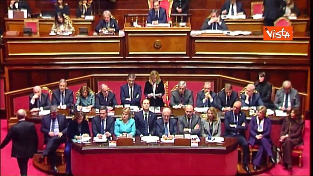 Meloni: Faremo di tutto per impedire che Ue venga soffocata da sue stesse regole