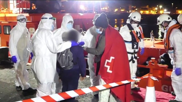 Críticas desde la derecha y la izquierda al acuerdo del Gobierno con Junts sobre migración