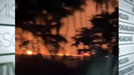b'Incendio em cotijuba'