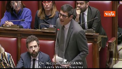 Fratoianni: «L'Europa si suicida nel dire sì al piano di Ursula Bomber Leyen»