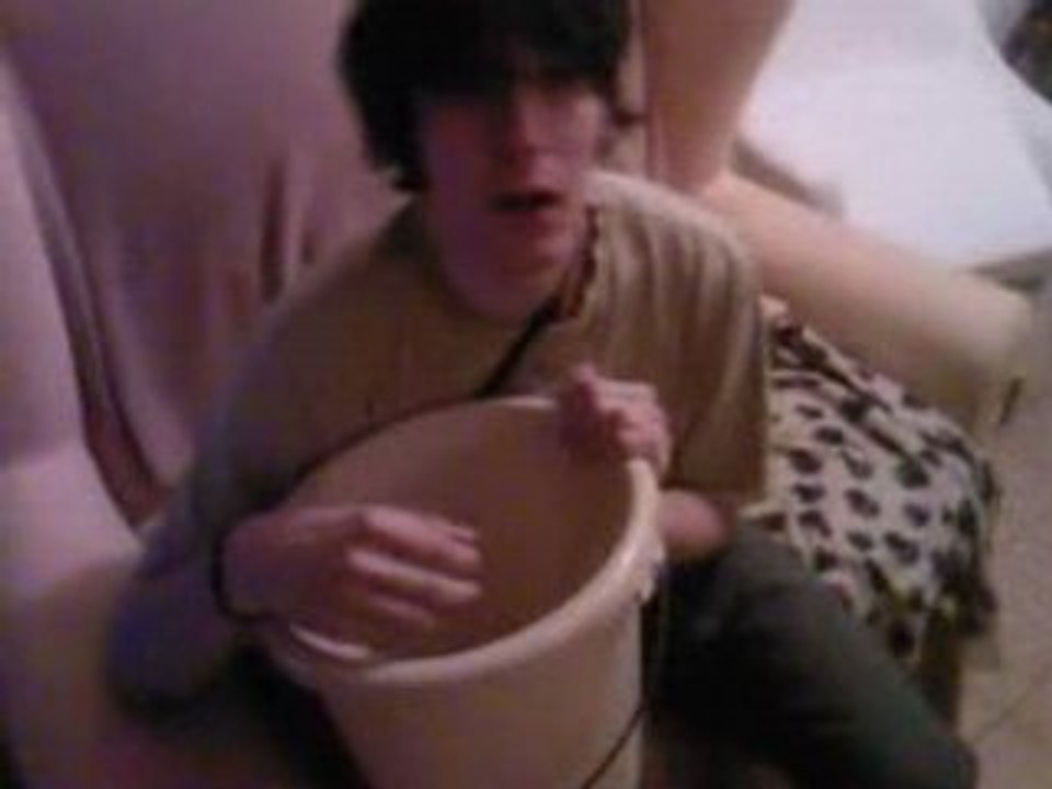 Tatanne: Etape1: le seau