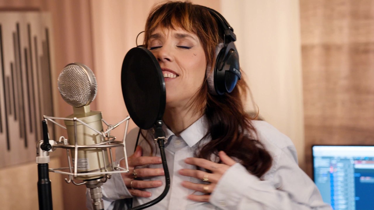Zaz en studio : son nouveau single "Sains et Saufs"