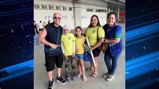 b'Menino realiza sonho e conhece Neymar em Bela9m'