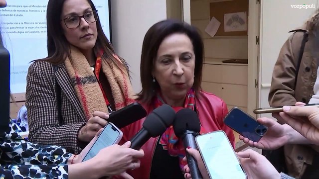 Recado de Robles a Sumar en los pasillos del Senado