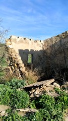 Tinas y bodega en la torre de les Coves. Castillonroy.