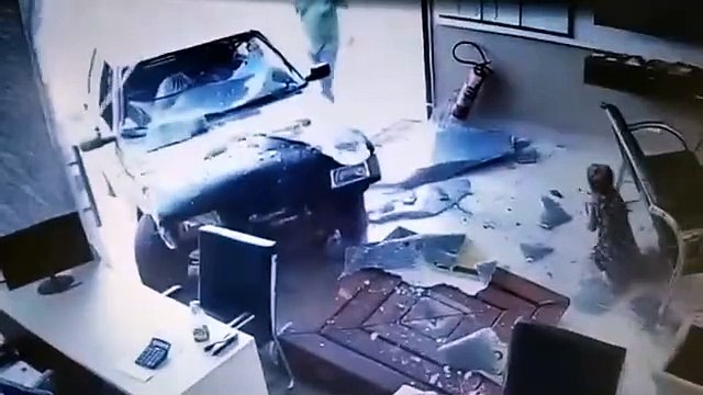 b'motorista baabado atropela criana7a em Bonito no Mato Grosso do Sul'