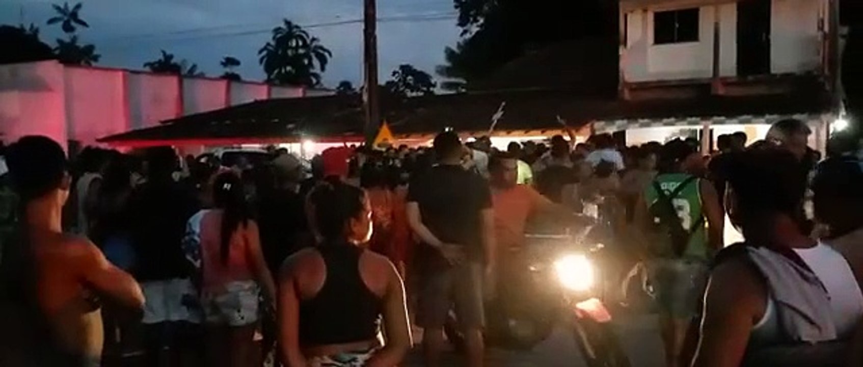 b'morte musico protest'
