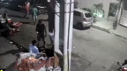 b'Vaddeo mostra assassinato de blogueira'