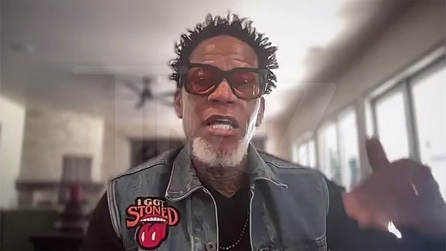 D.L. Hughley Backs Don Lemon, Says You Can't Be Black and Support MAGA