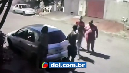 b'vaddeo mostra tiro que matou mulher ao defender filho em briga'