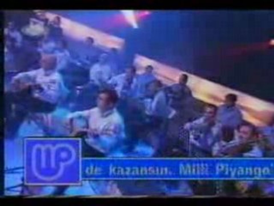 Zara - Değmen Benim Gamlı Yaslı Gönlüme