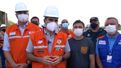 b'Governador visita ponte de Outeiro'