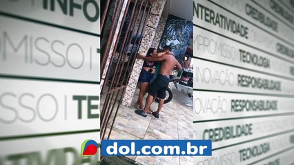 b'Homem agride mulher e filha'