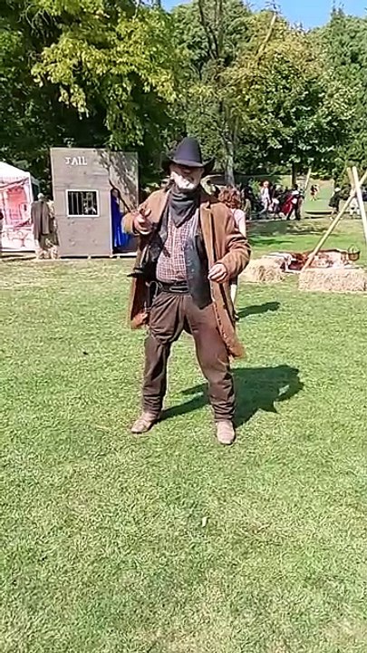 stefano jacurti gif western