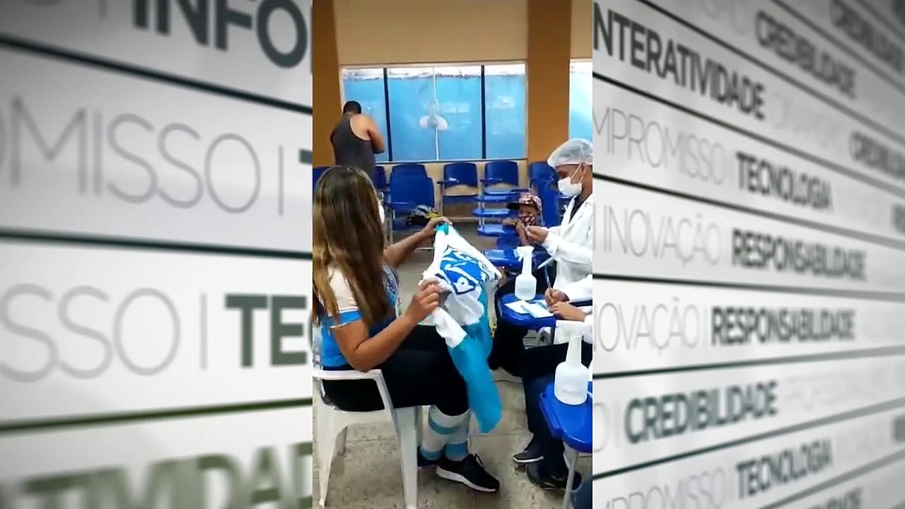 b'Torcedora do paysandu a9 vacinada'