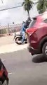 b'Truculaancia durante abordagem a motociclista'