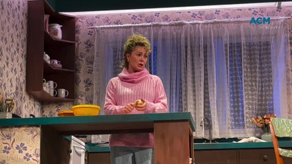 Nat Bass Stars in Shirley Valentine in Canberra 🎭