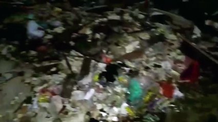 b'Moradores revoltados com lixo interditam via da Cidade Nova em Ananindeua'