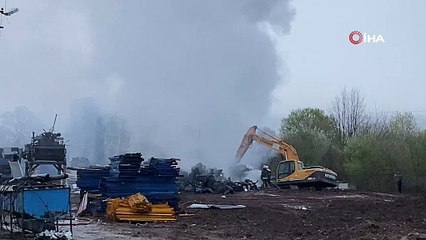 Alevlere teslim olan fabrikada ekiplerin çalışmaları sürüyor