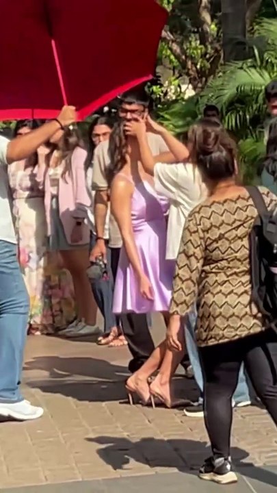 Sara Ali Khan Looks So Stunning