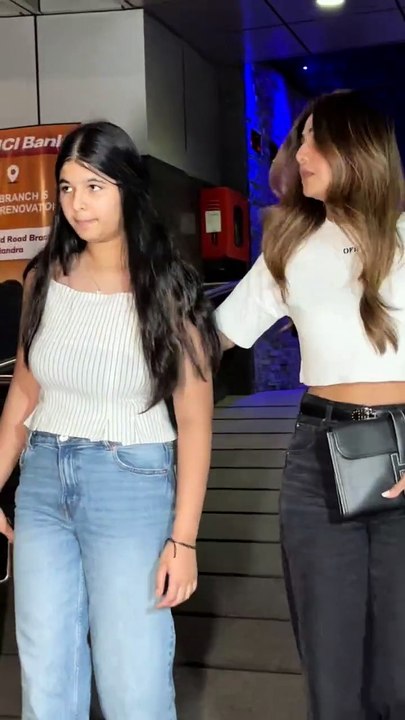 Shila Shetty WithHer  Kids After Dinner