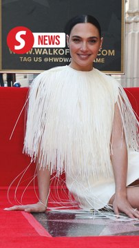 Gadot enters Walk of Fame star as demonstrators crash celebration