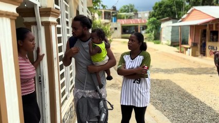 Madrastra no quiere a la hija de su esposo    El Haitiano Compale