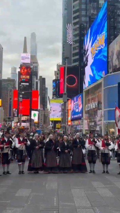 Así suena el 'Asturias, Patria Querida' en Nueva York