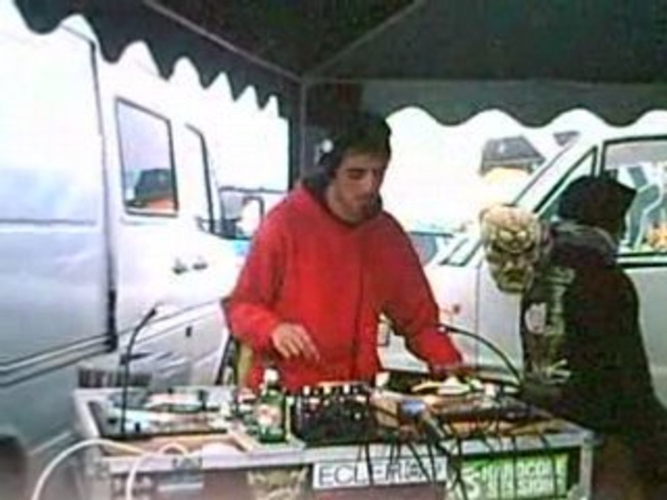 teknival crucey 1er mai 2008