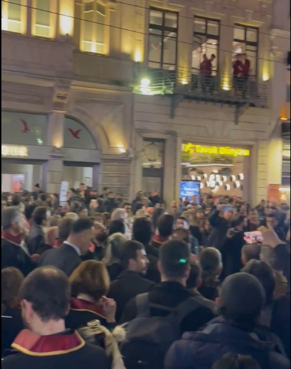 Proteste in piazza e in tribunale contro il regime di Erdogan