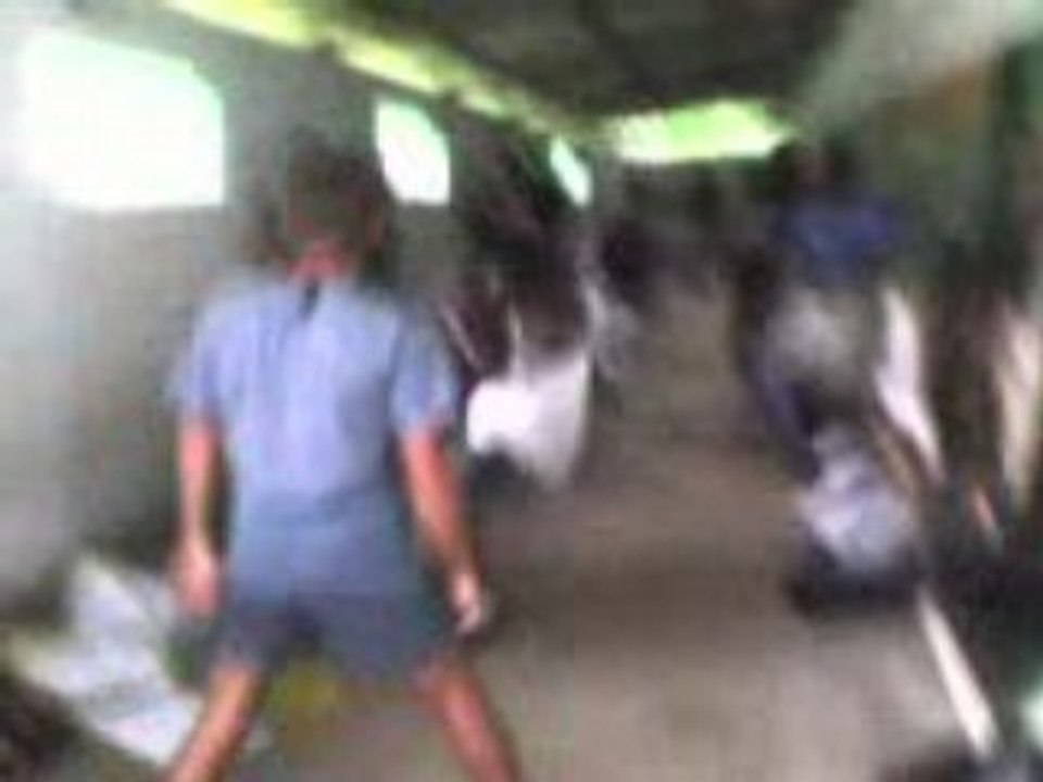 Cfa fight de couloir