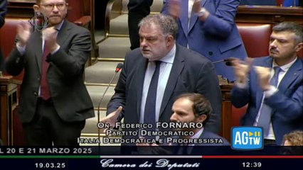 La lezione di Fornaro: «Presidente Meloni si inginocchi davanti ai padri di Ventotene»