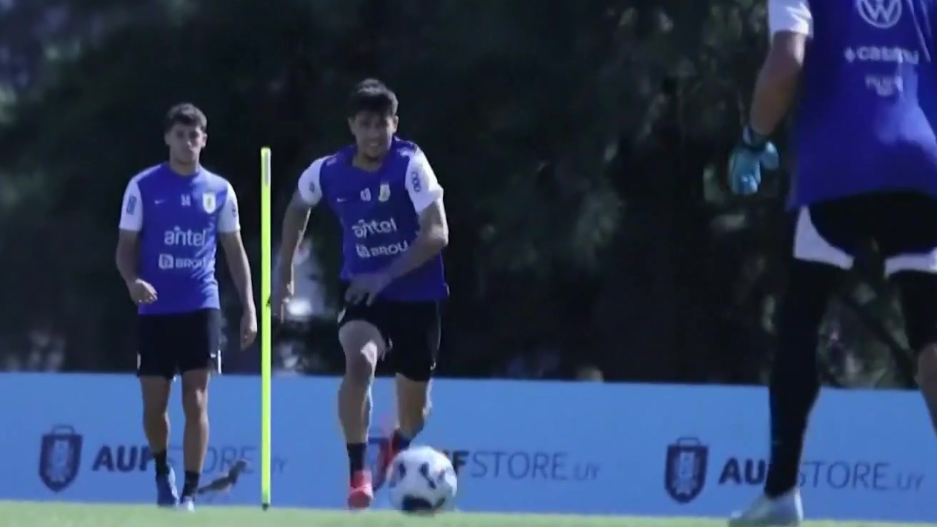 AR OOV URUGUAY 190325