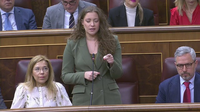 Trifulca espectacular en el Congreso cuando Yolanda Díaz arroja los muertos de la DANA al PP