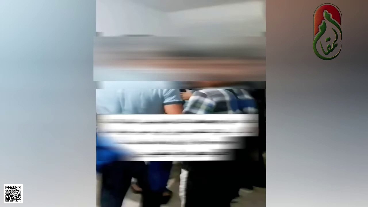 استغلالا لمقطع فيديو تم تداوله عبر مواقع التواصل الإجتماعي يوثق مجموعة أشخاص أحدهم يحمل سلاح أبيض داخل إحدى العمارات السكنية، بحي الحروشي ببلدية عين الباردة ولاية عنابة.