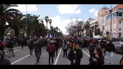 Yurttaşlar İmamoğlu'na destek için Saraçhane'ye yürüyor