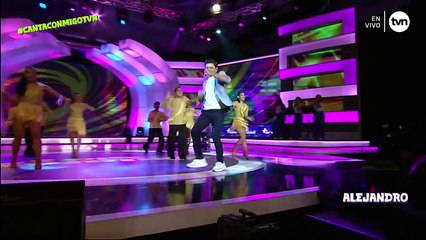 Alejandro le puso sabor a la noche con "Una fan enamorada"