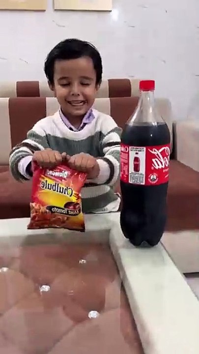 Coca-Cola to open 🙋 comedy