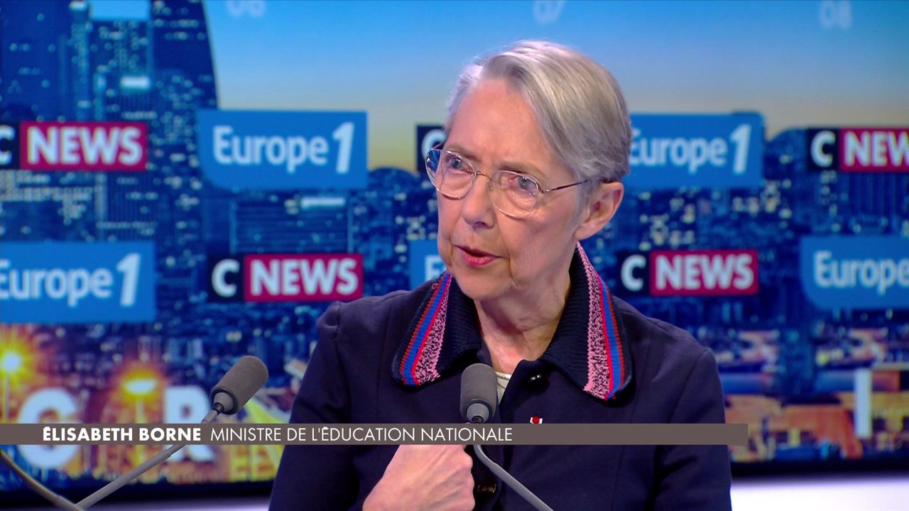 Élisabeth Borne : «Tous les ministres étaient favorables à l’interdiction des signes religieux dans les compétitions sportives».