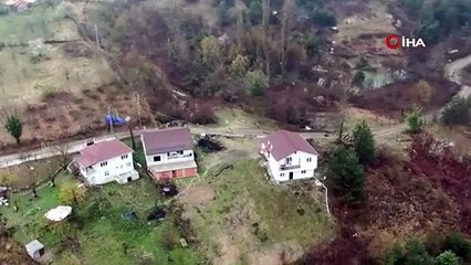 Heyelan nedeniyle iki ev tahliye edildi