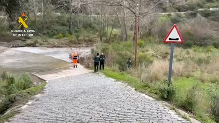 Búsqueda de un motorista en el río Genal
