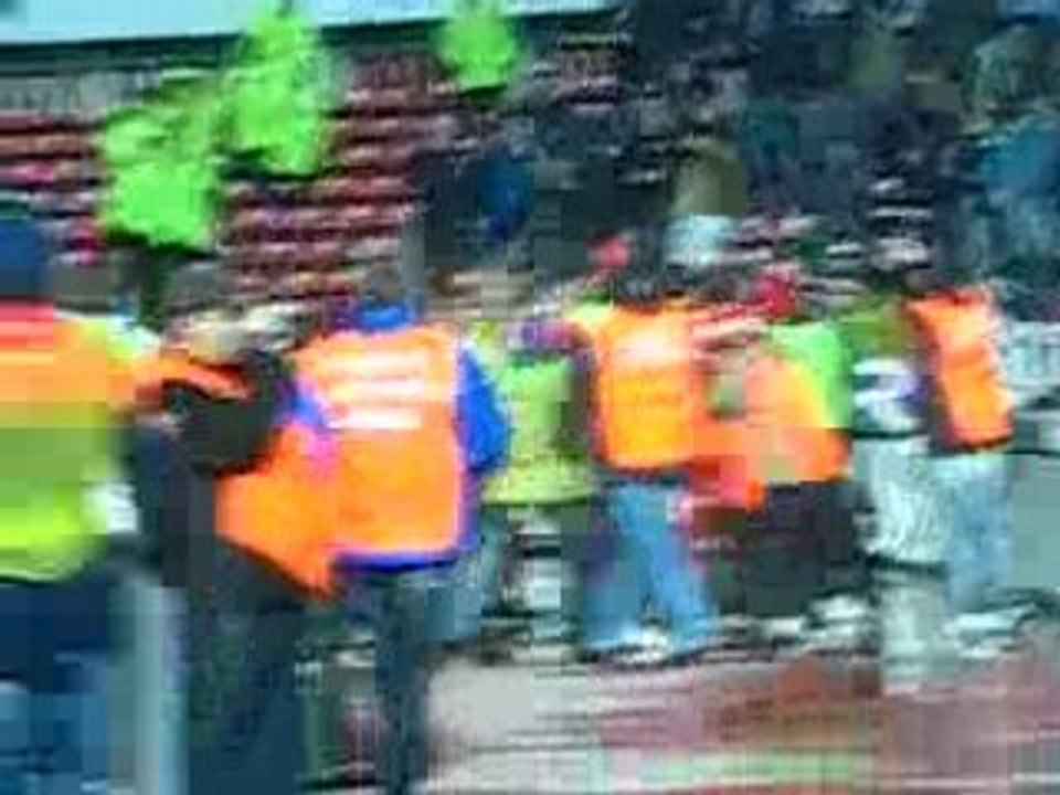 dinamovisti.ro / Gol Bratu din penalty in Dinamo-Steaua 2-1