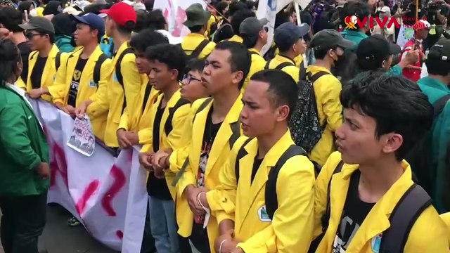 Mahasiswa Terus Bertambah, Demo Tolak Pengesahan UU TNI