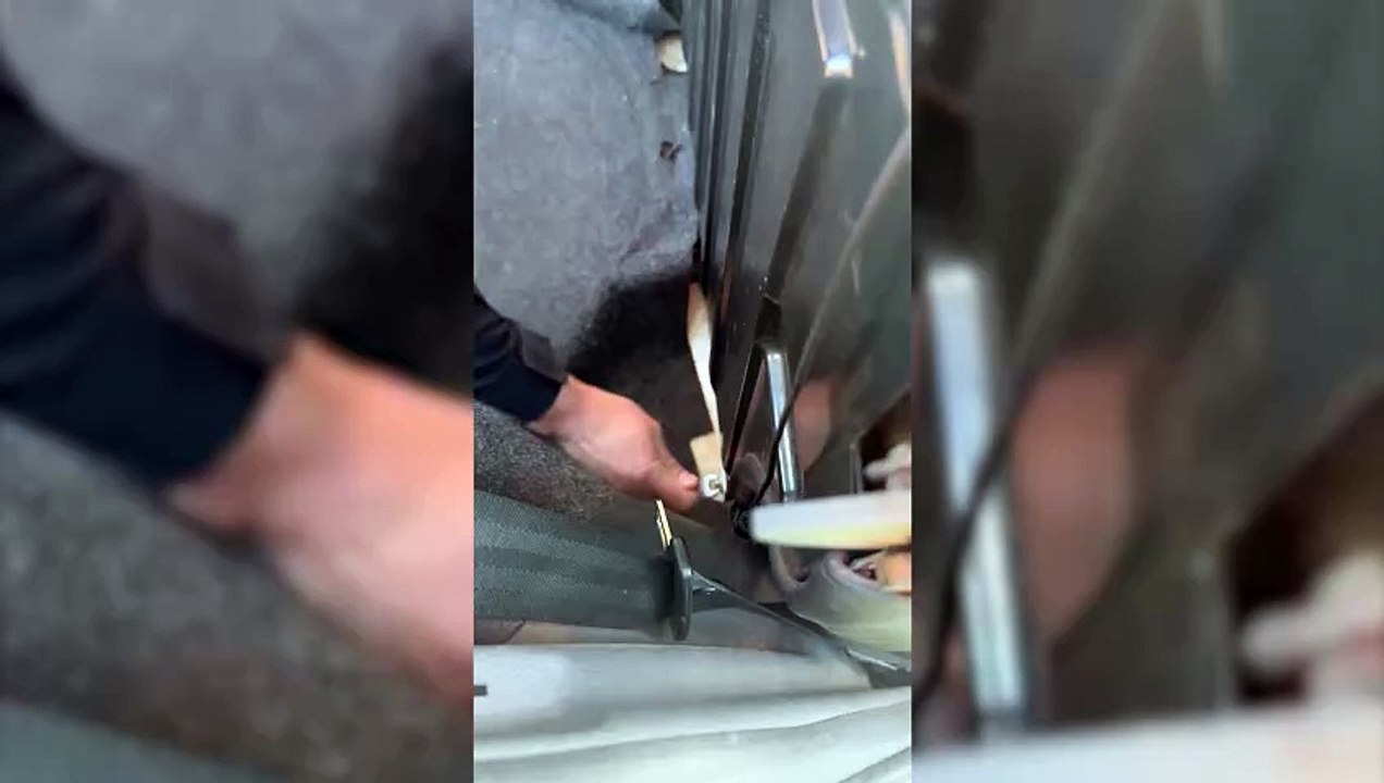 "Escolta Armada": 50 celulares Xiaomi são apreendidos pelo BPRv Volkswagen Gol