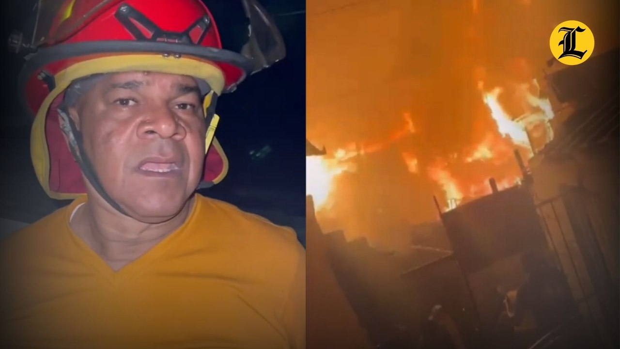 Incendio arrasa con varias viviendas en Los Barrancones, Santiago