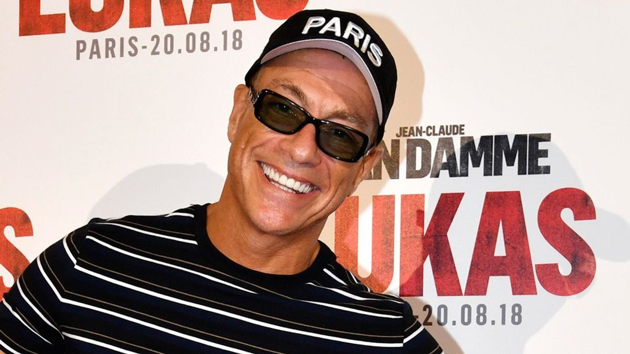 Fou Mais Vrai : Jean-Claude Van Damme a failli jouer le Predator !