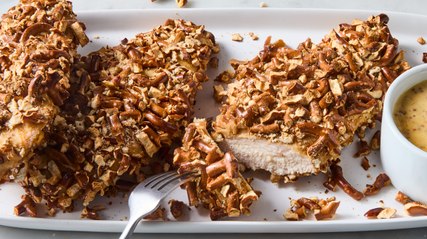 Pretzel-Crusted Chicken Breast Is The Chicken Bake You Need To Make