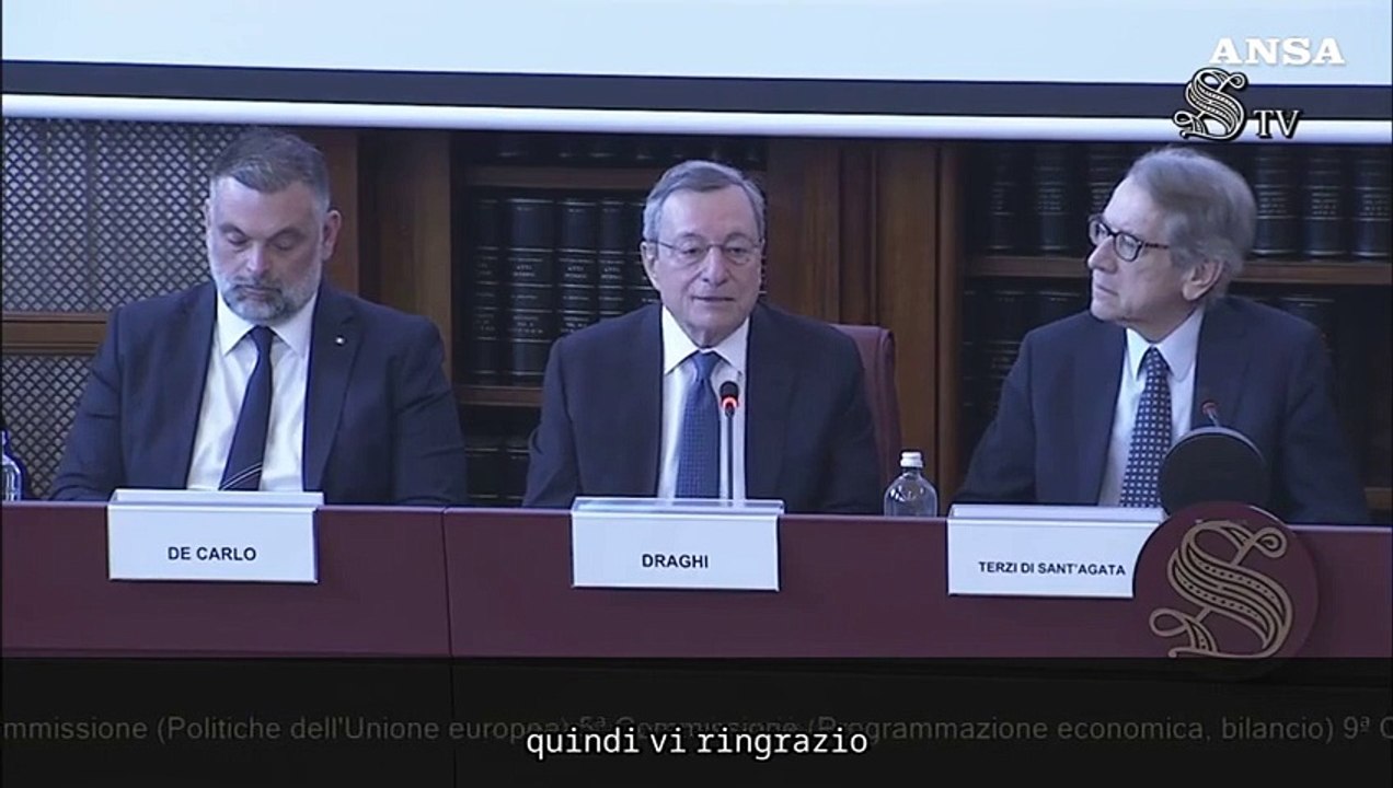 Draghi ai parlamentari: "Vedo che guardate gli orologi, quindi vi ringrazio per l'attenzione"